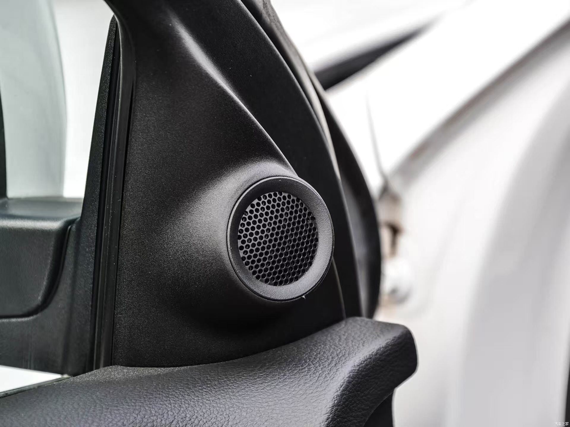 大切诺基JEEP中大型SUV